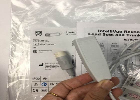 M1669A Διακοπές επαναχρησιμοποιήσιμο 3 καλώδιο ECG αAMI/IEC 2.7M υλικό TPU